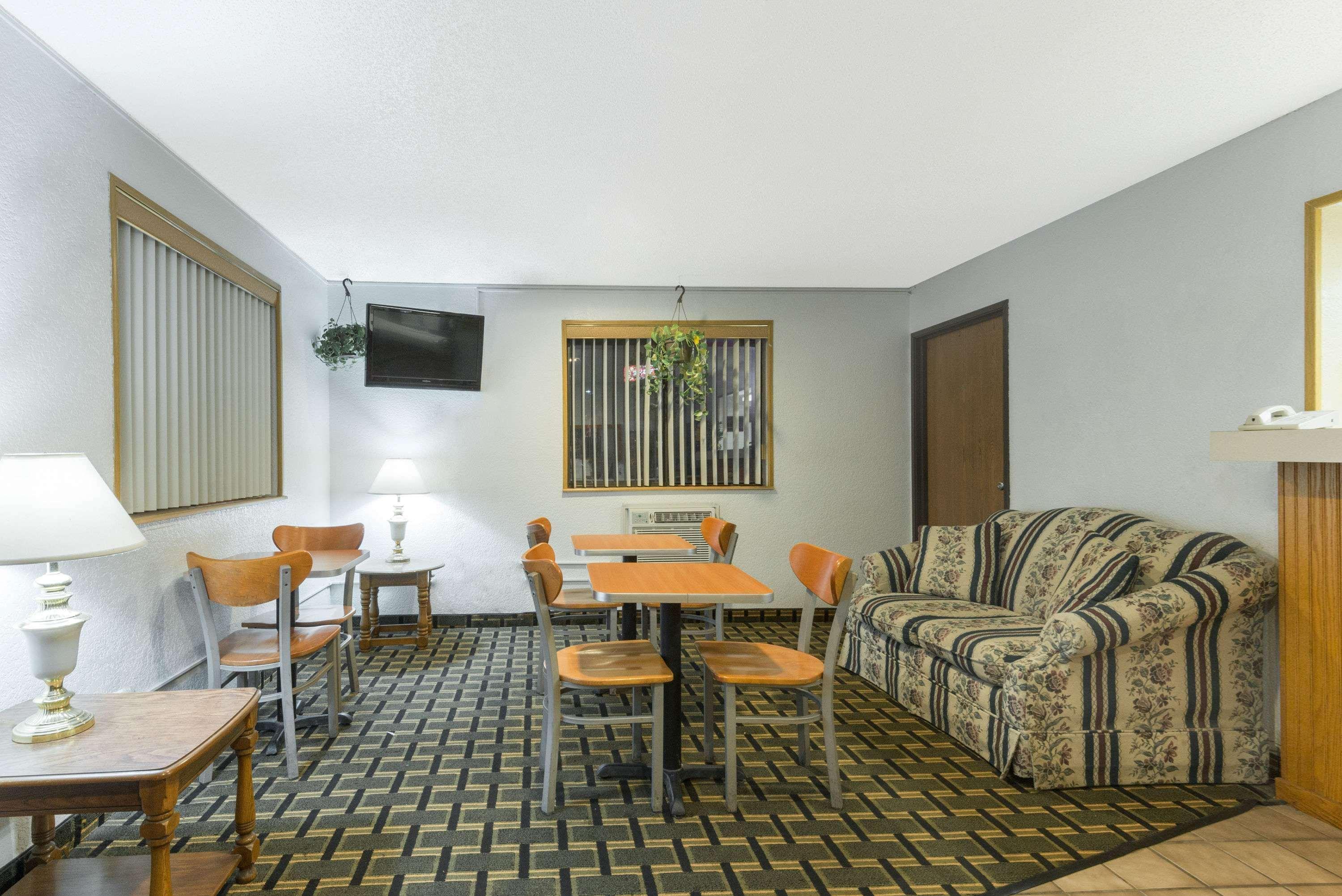 Hotel Super 8 By Wyndham Twinsburg/Cleveland Area Exteriér fotografie